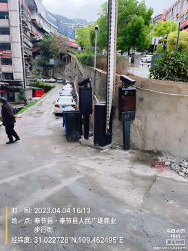 架空步行街小区广告道闸安装