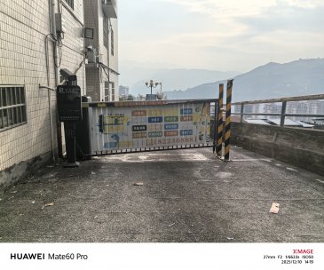 奉节县锦绣苑小区广告道闸招租